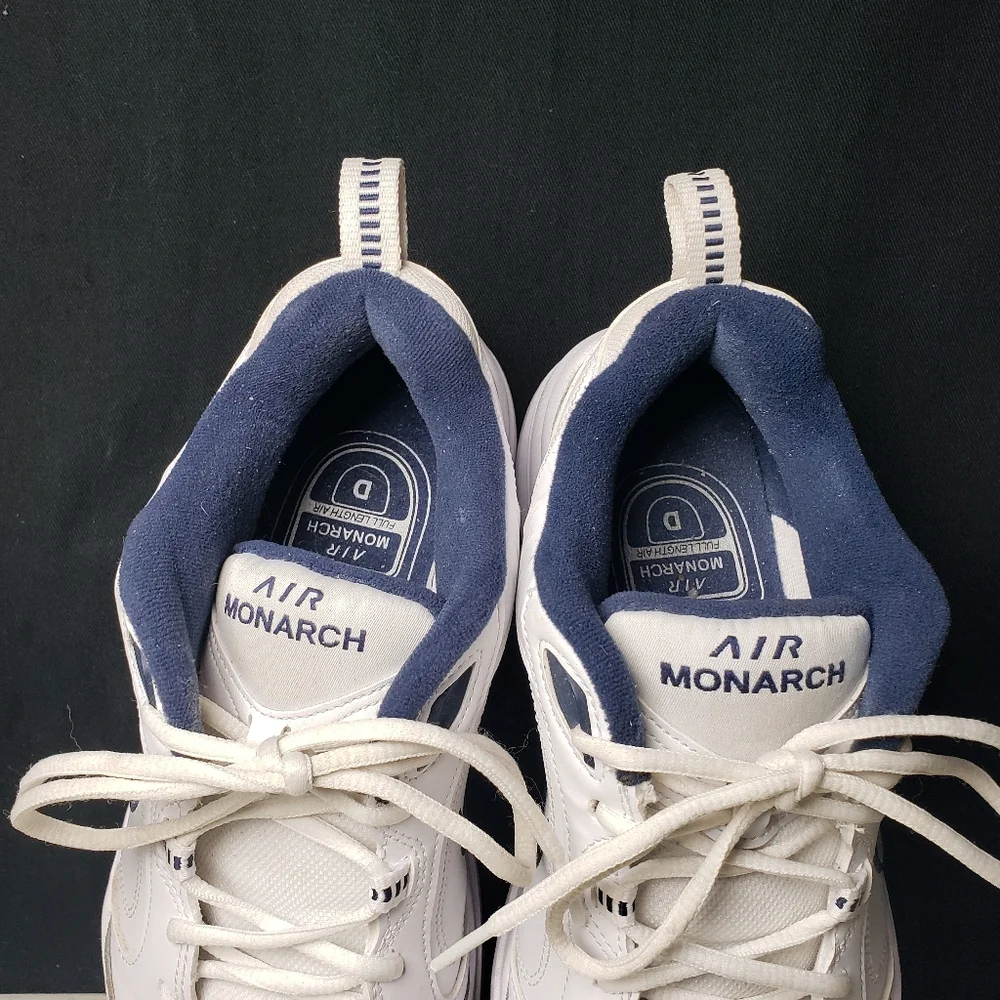 Nike Air Monarch (style 415445-102) in White/ Navy Blue Men's size 10 - Picture 8 of 15